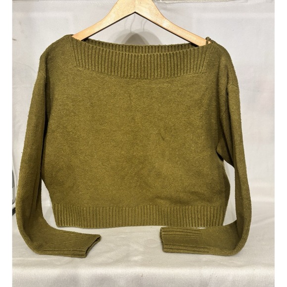 & Other Stories Sweaters - & Other Stories Green Off-the-Shoulder Sweater Size S